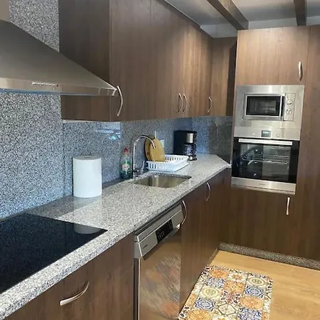 Casa Do Feligrés E Da Alsira