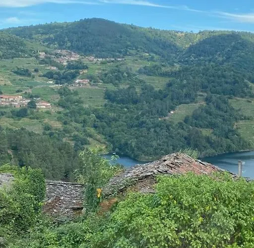 Casa Do Feligres E Da Alsira Tatil Evi Nogueira de Abaixo