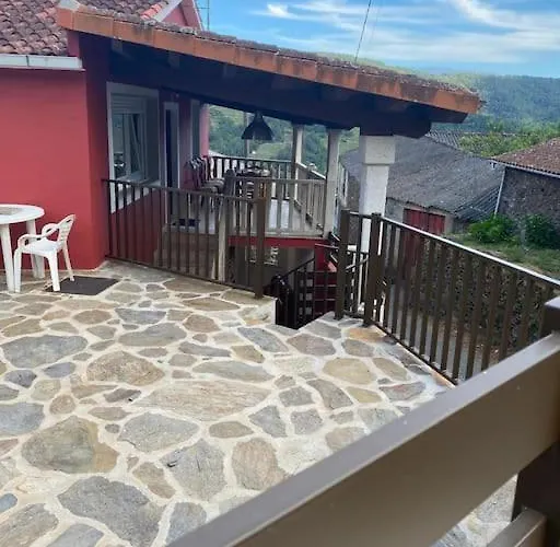 Casa Do Feligres E Da Alsira Nogueira de Abaixo